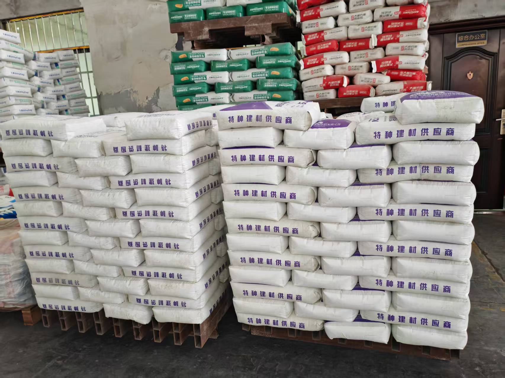 团风拱顶带模注浆料